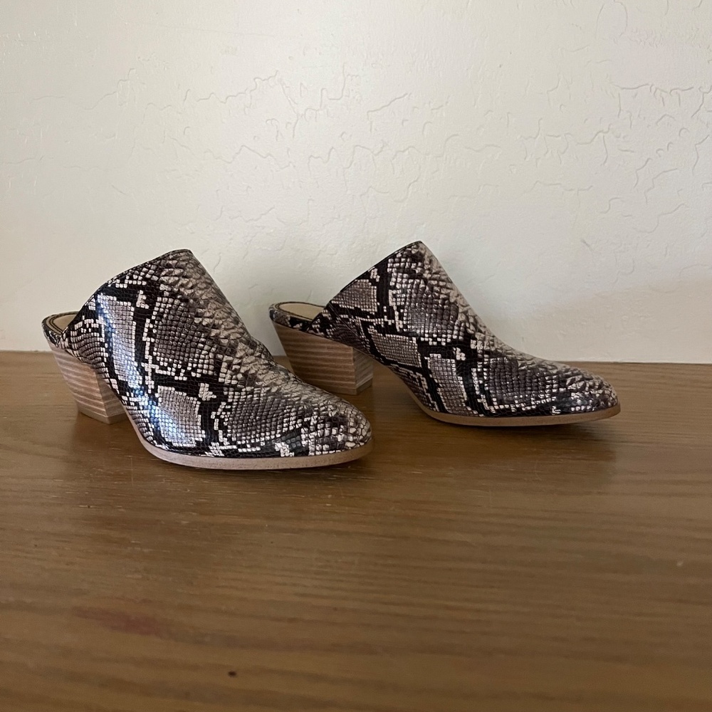 Splendid Snake Print Leather Mules